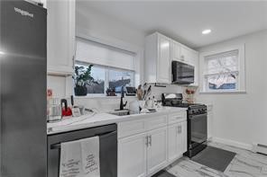 215 Kenyon Avenue