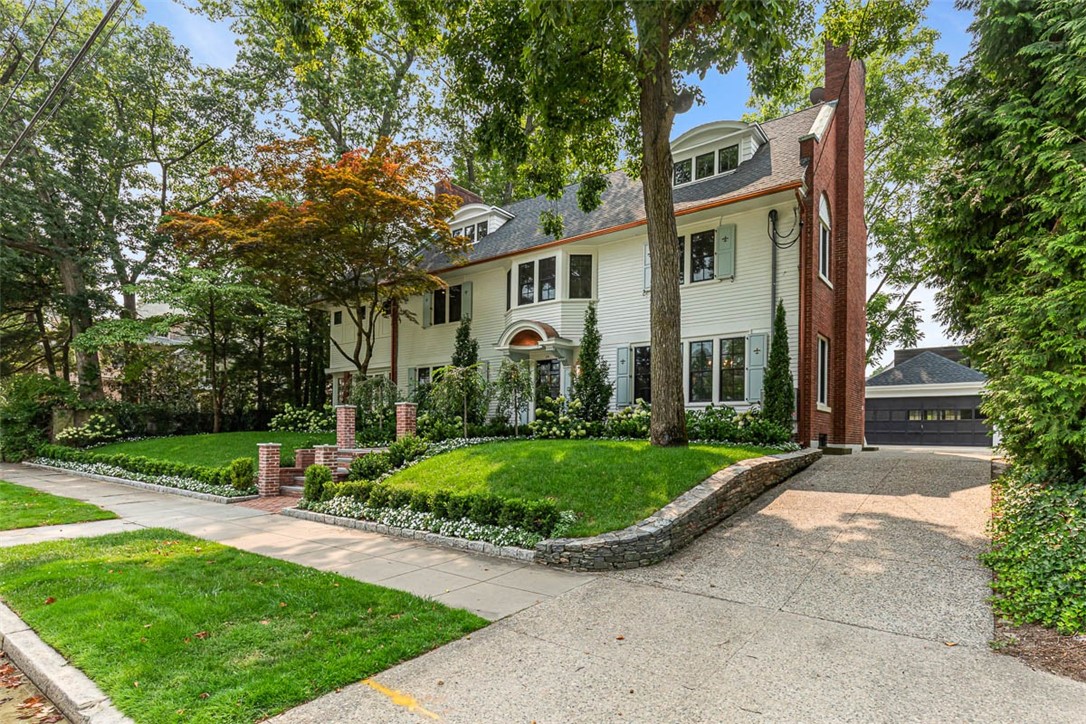 290 Blackstone Boulevard