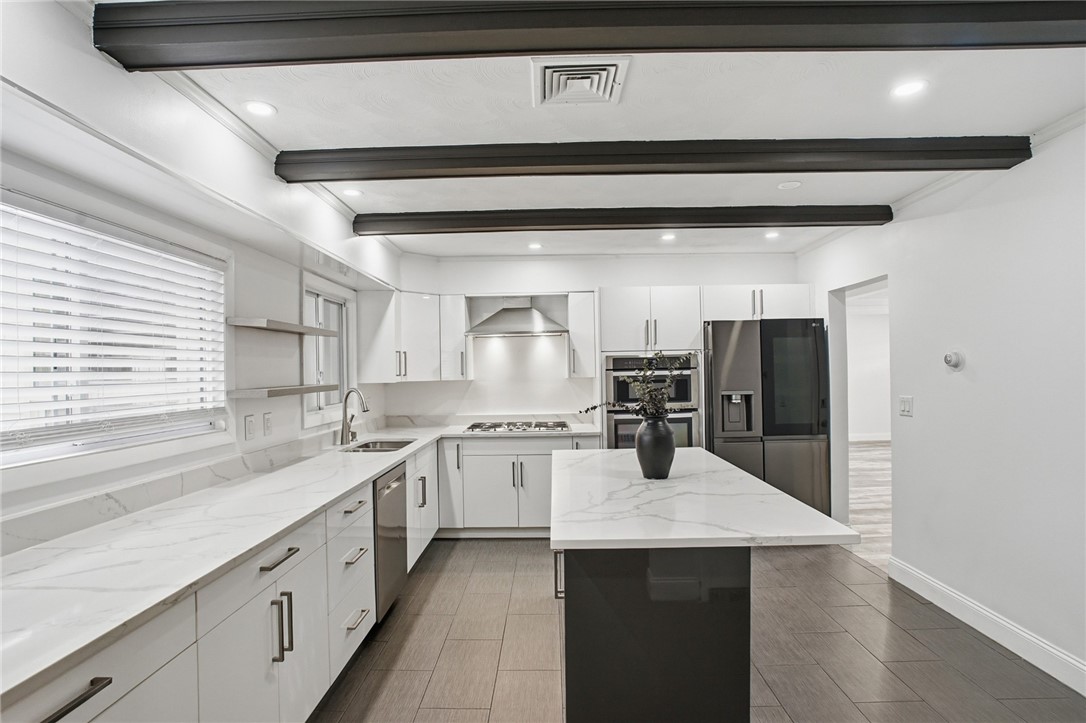 109 Cobble Hill Road