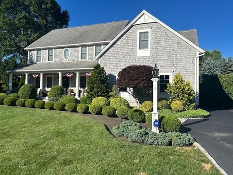 165 Delano Drive North Kingstown RI 02852
