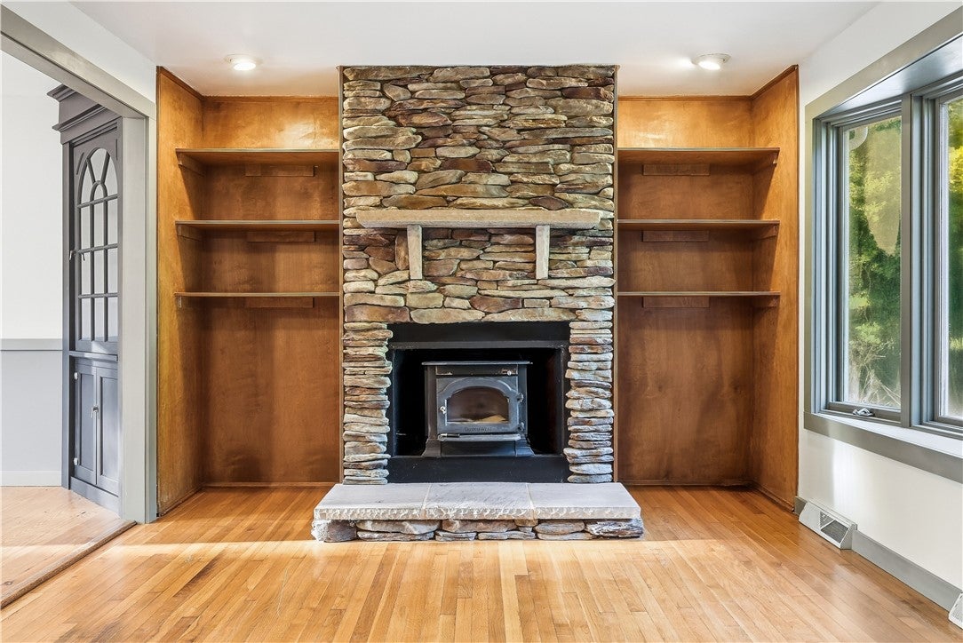 455 South Lake Road
