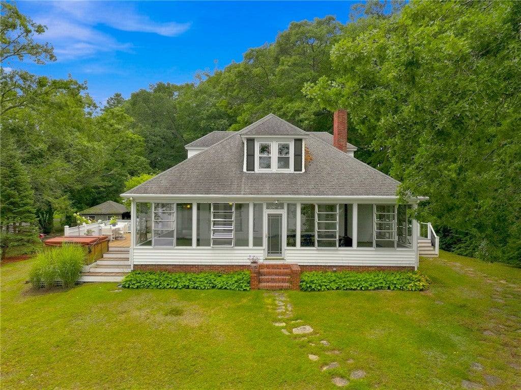76 Coolridge Avenue