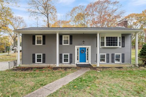 11 Secluded Court Cumberland RI 02864