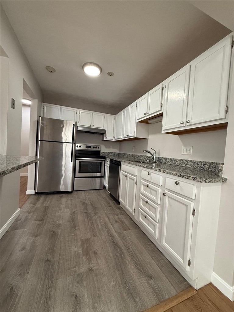 400 New River Road 905