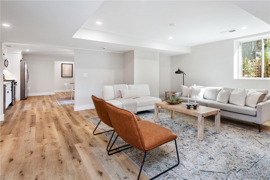 East Greenwich, Rhode Island 02818, United States, 1 Bedroom Bedrooms, ,2 BathroomsBathrooms,Residential,Active,40490