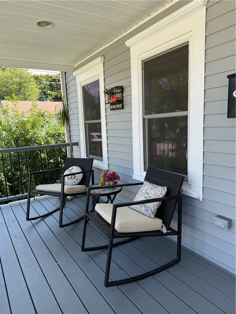 8 Rathbun Street