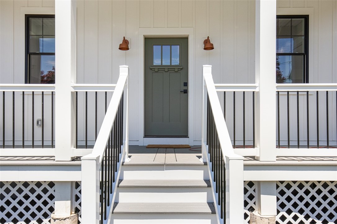 22 Farnsworth Avenue