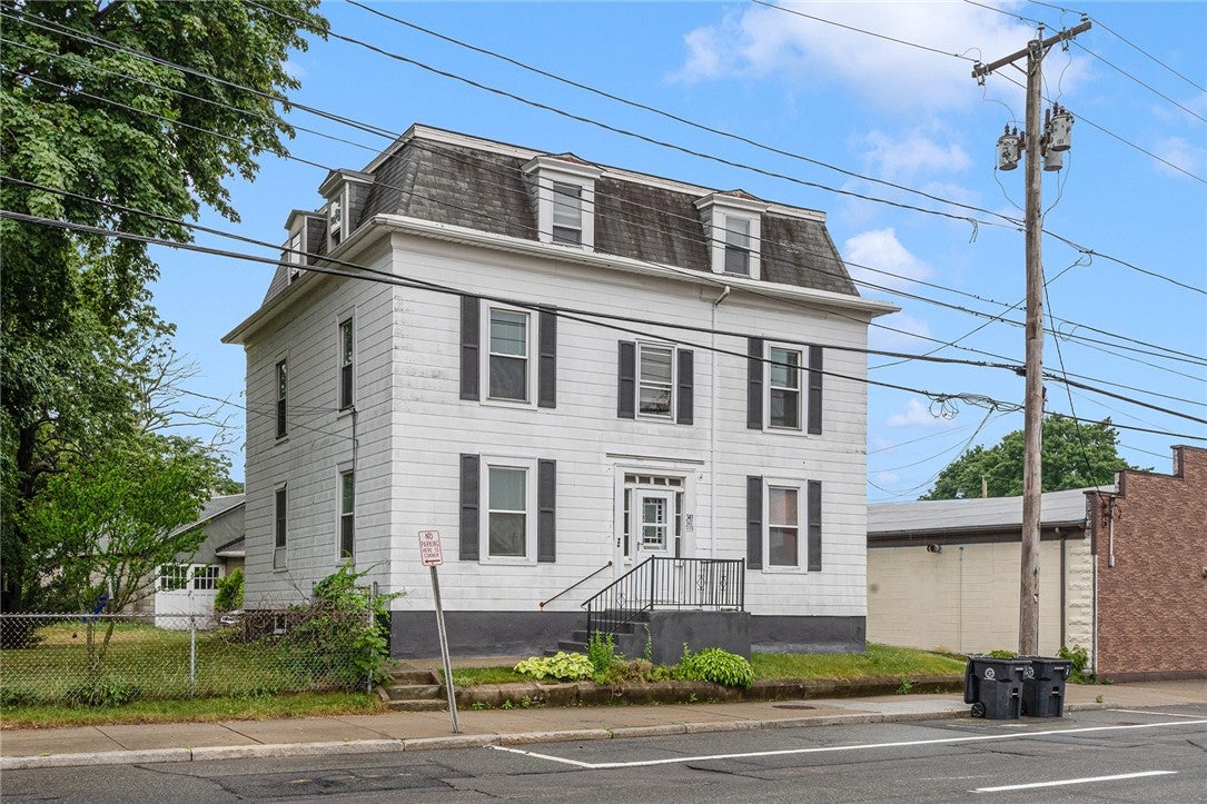 339 Waterman Avenue