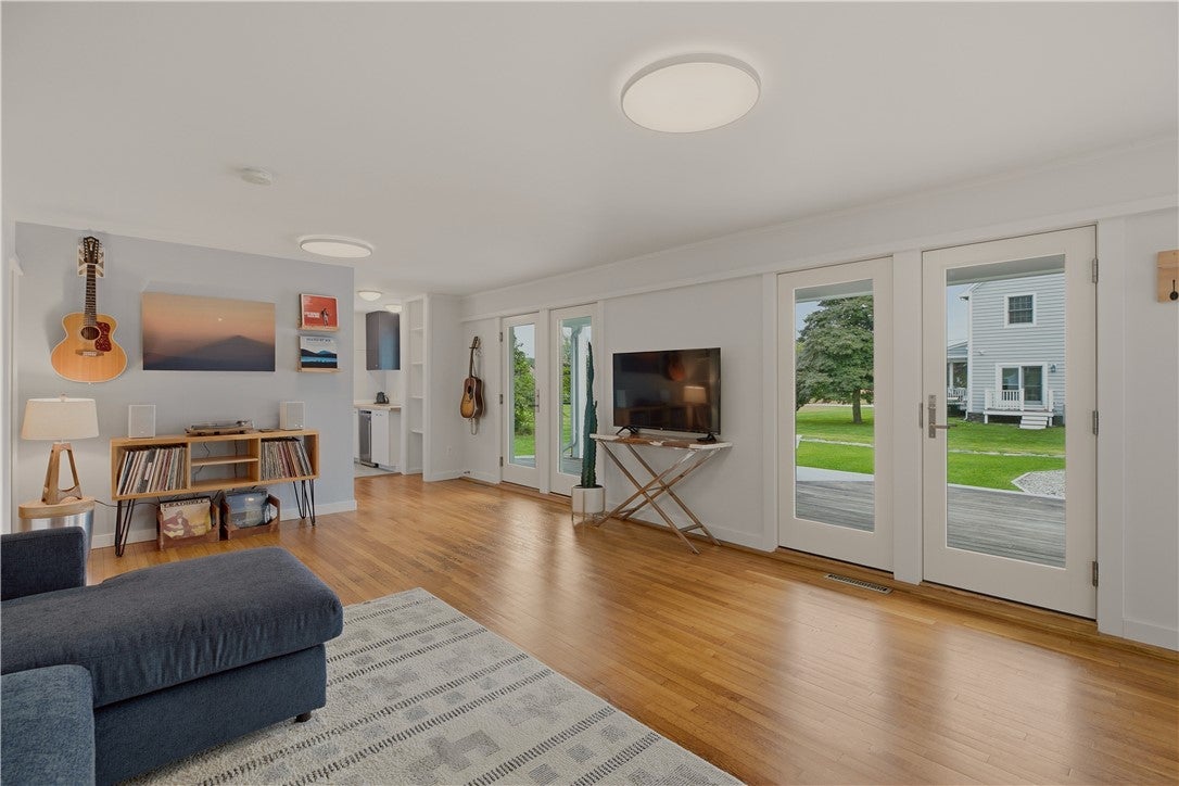 8 Judson Avenue