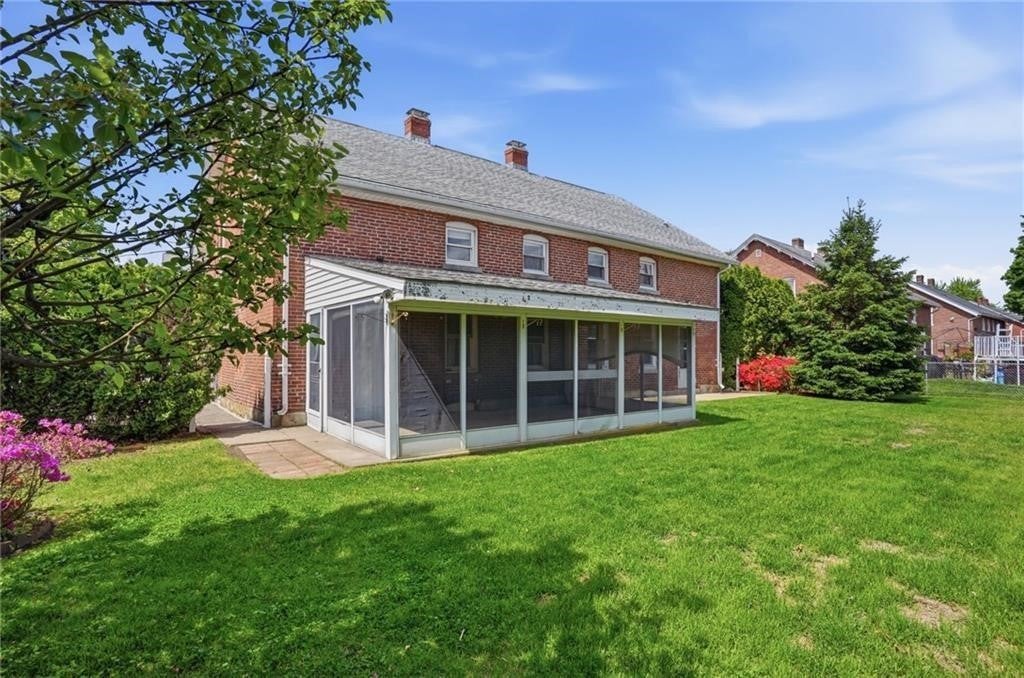 17 Victory Street