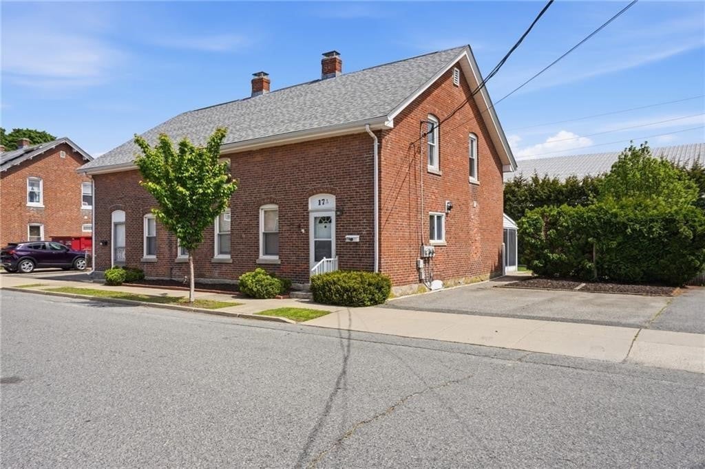 17 Victory Street