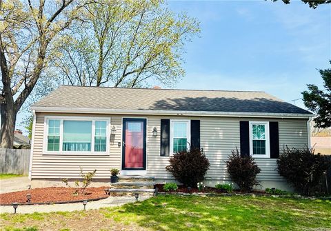 14 Chepachet Avenue Cumberland RI 