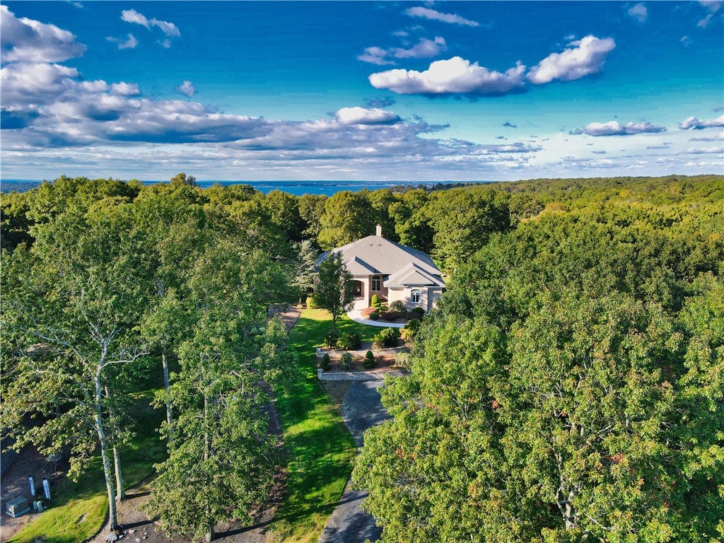 51 W Ridge Drive