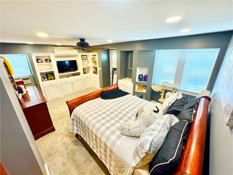 23 Rutland St Street Woonsocket RI 02895