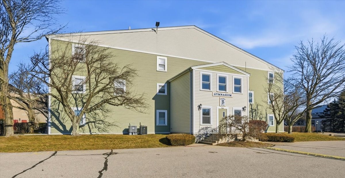 3524 West Shore Road 503