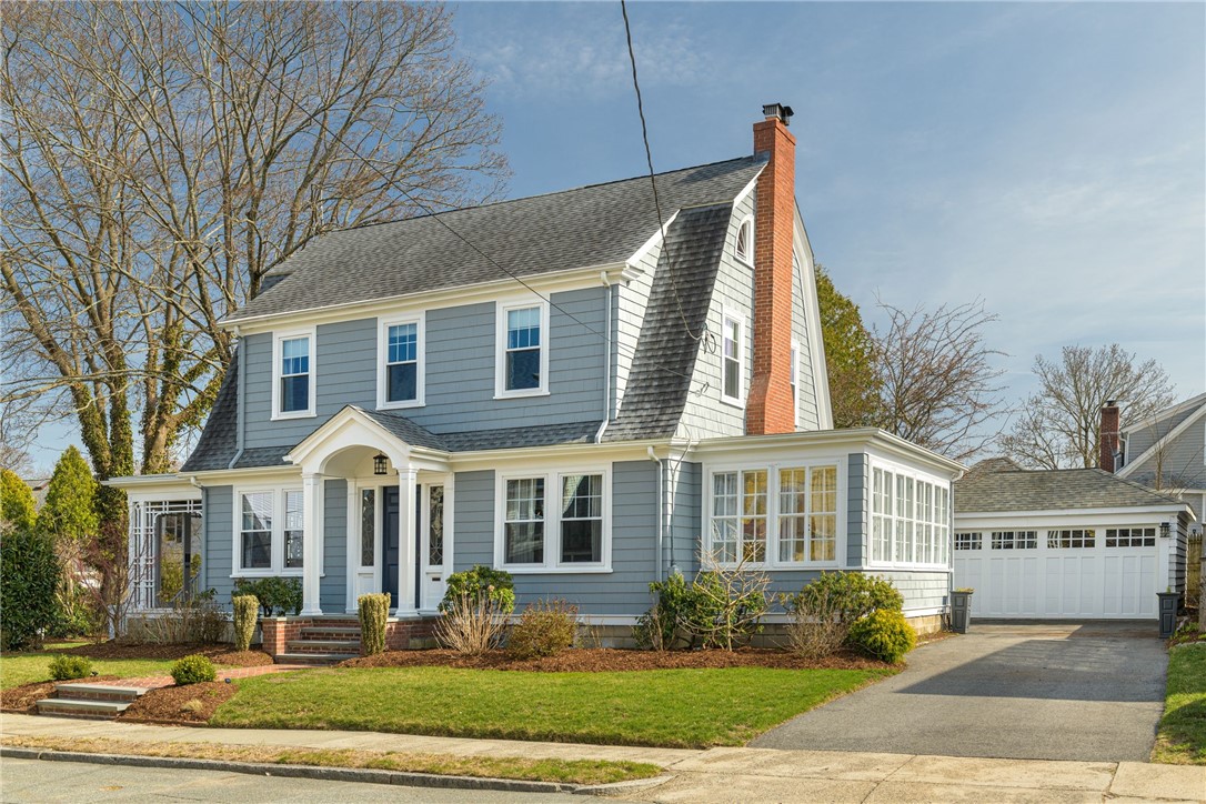 15 Rosewood Avenue