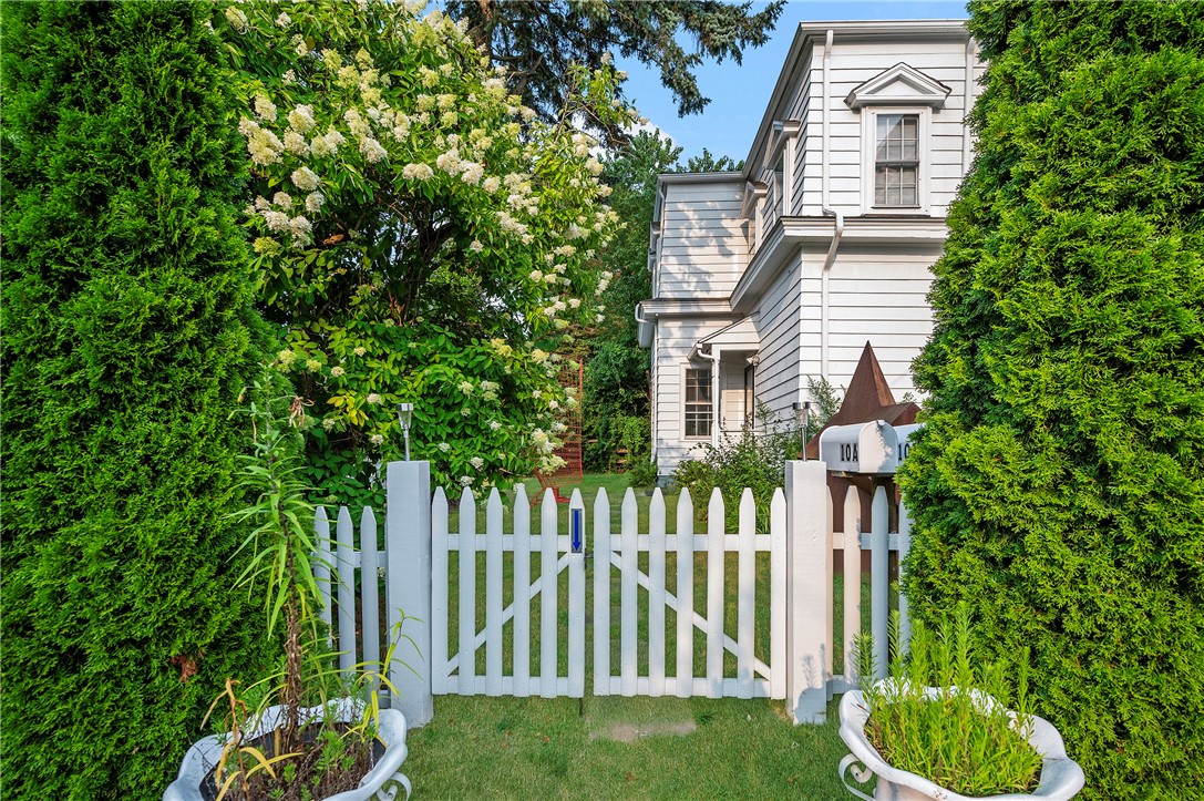 10 Hendricks Street 12