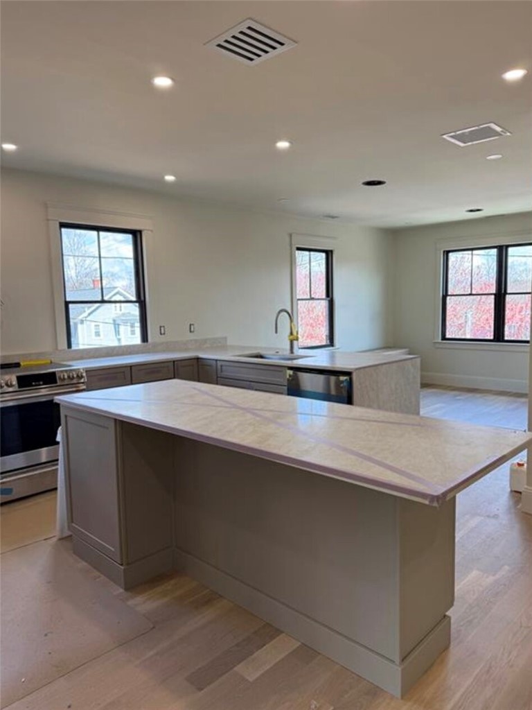 75 Marlborough Street 1