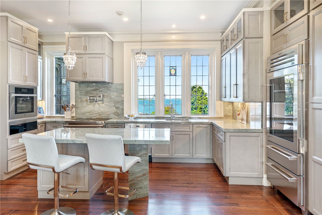 111 Harrison Avenue M9