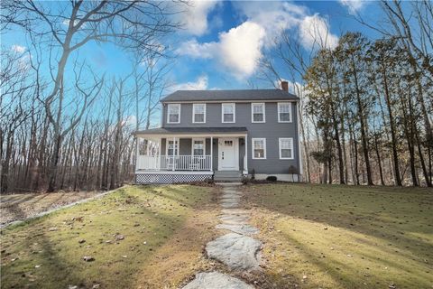 94 Quaker Lane Scituate RI 02857