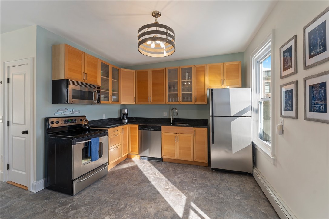 15 Narragansett Avenue 2