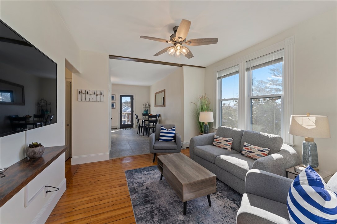 15 Narragansett Avenue 2