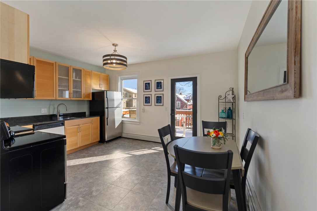 15 Narragansett Avenue 2