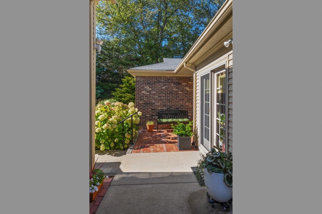 112 Pine Glen Drive C-2