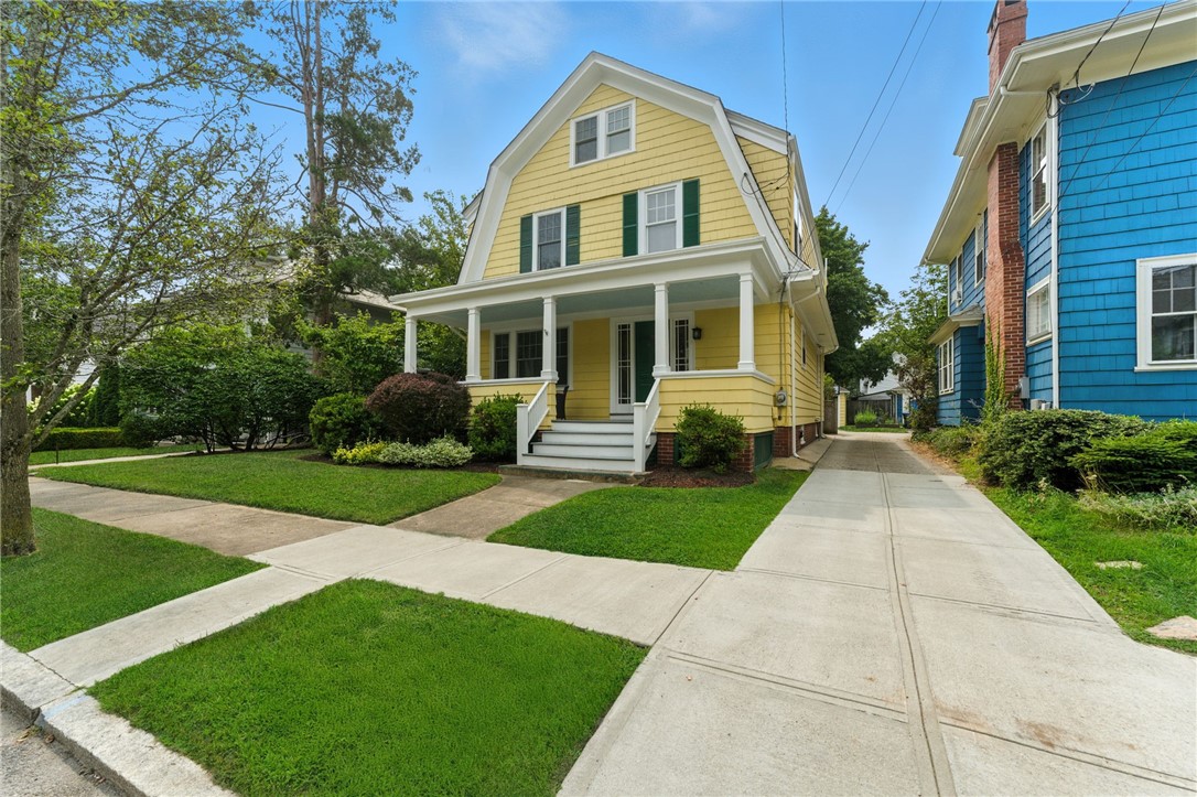 48 Grotto Avenue