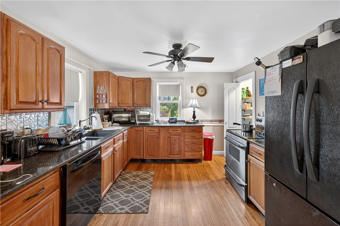 77 Chestnut Hill Road