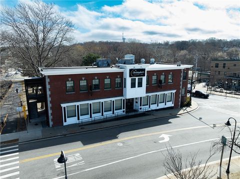2 S Main Street Woonsocket RI 02895
