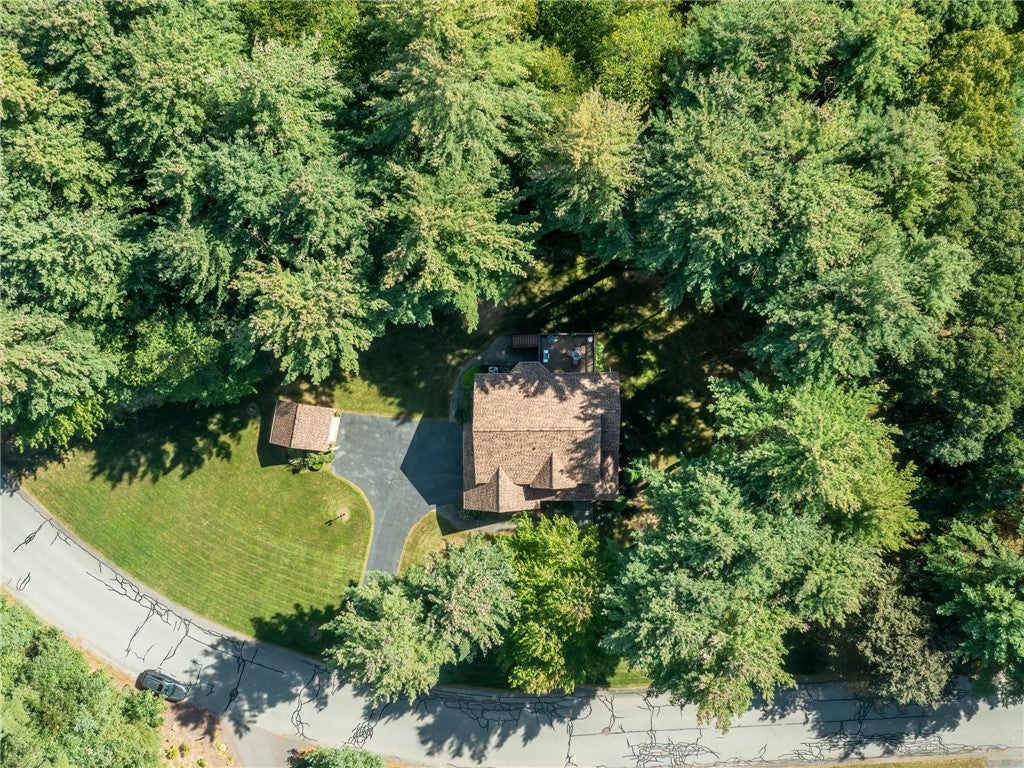 1 Bourget Court