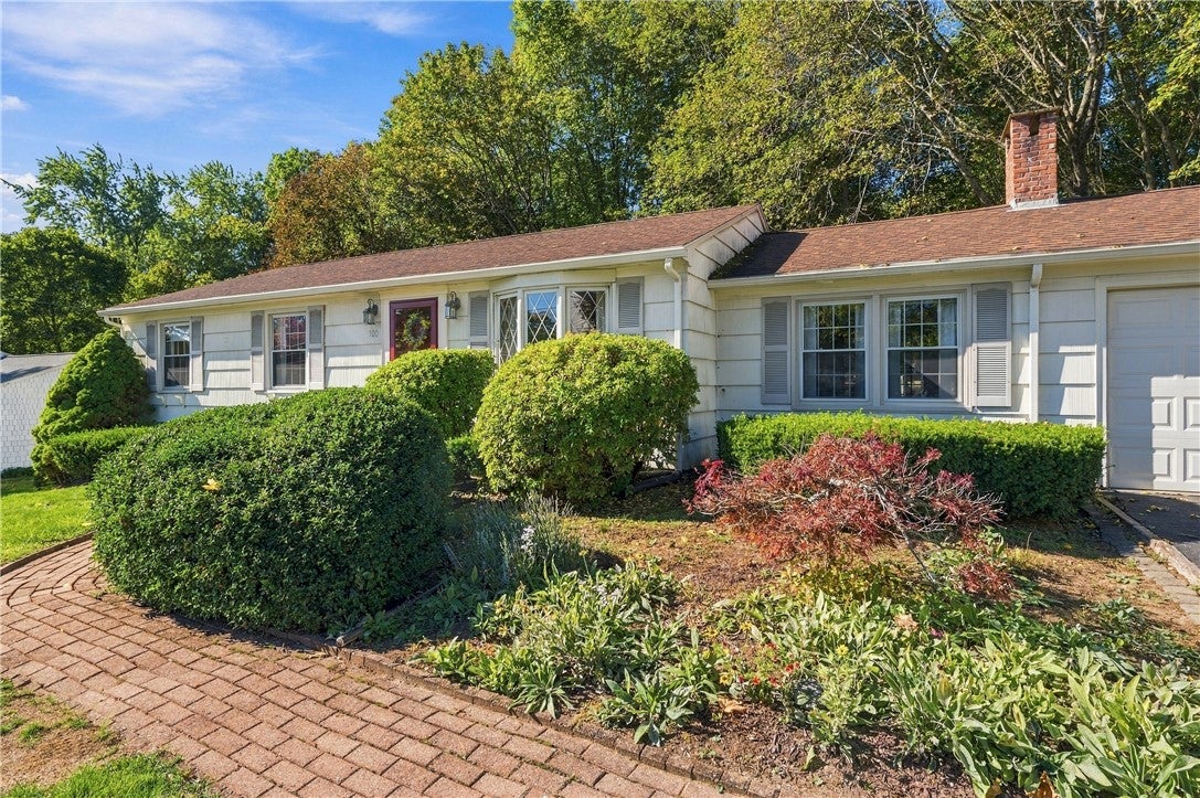 100 Sleepy Hollow Drive