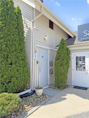55 BEACH ST # 1B2, WESTERLY, RI 02891 - Image aeecc9a99cf8786ca92ffad6f20cdb65/4082771124