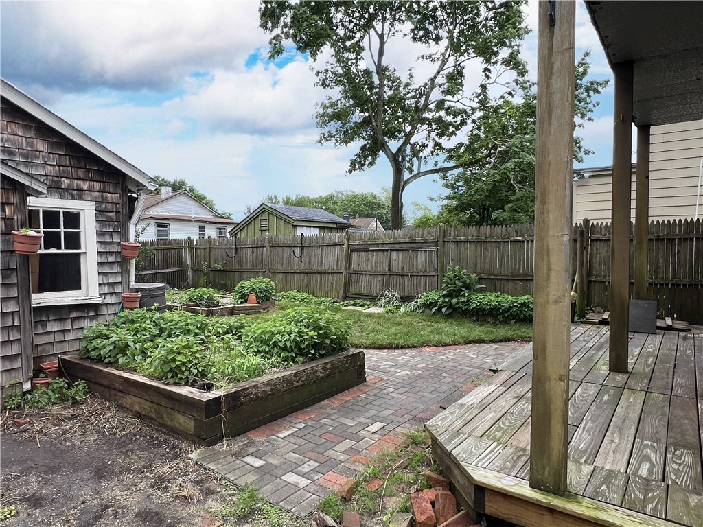 61 Blanding Avenue