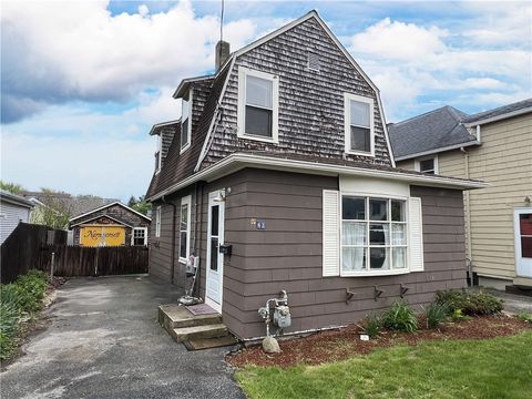 61 Blanding Avenue Barrington RI 02806