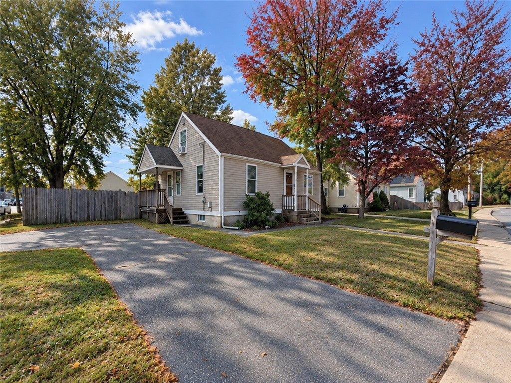 113 Hopkins Hill Road