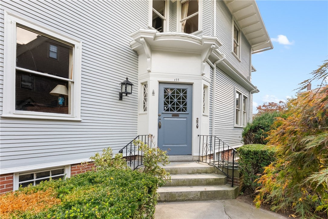 135 Lloyd Avenue