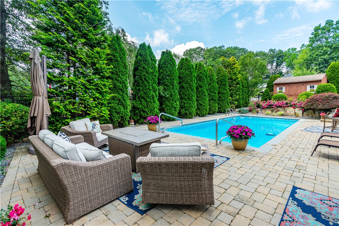 Cranston, Rhode Island 02921, United States, 4 Bedrooms Bedrooms, ,3 BathroomsBathrooms,Residential,Active,190387