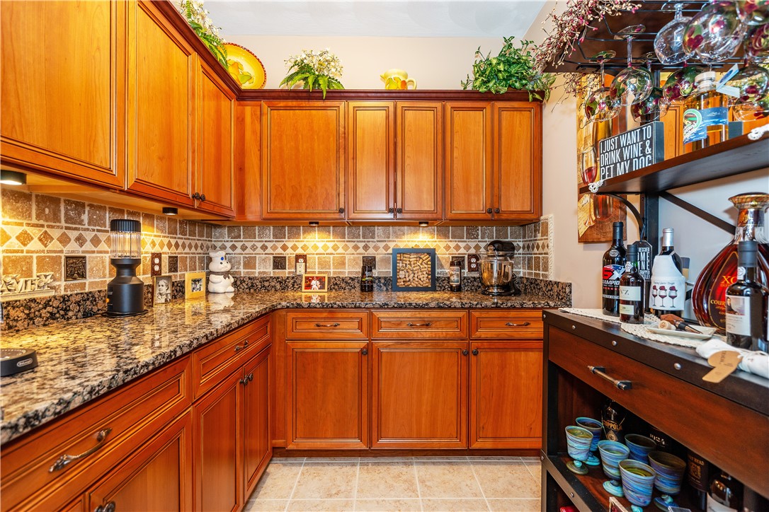 Cranston, Rhode Island 02921, United States, 4 Bedrooms Bedrooms, ,3 BathroomsBathrooms,Residential,Active,190387