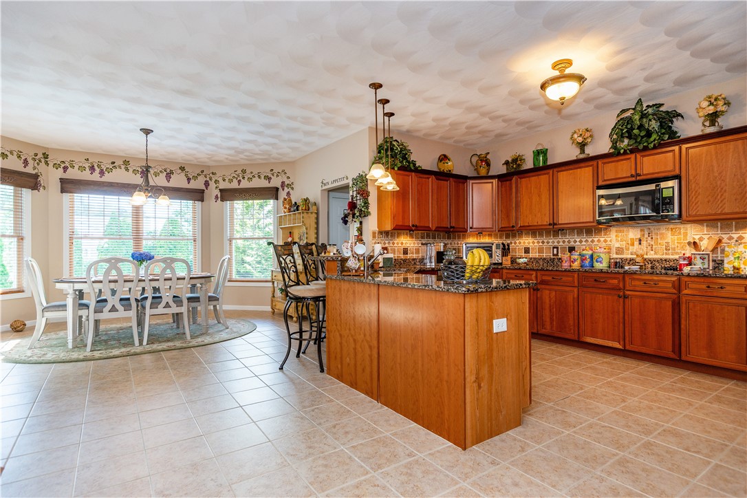 Cranston, Rhode Island 02921, United States, 4 Bedrooms Bedrooms, ,3 BathroomsBathrooms,Residential,Active,190387