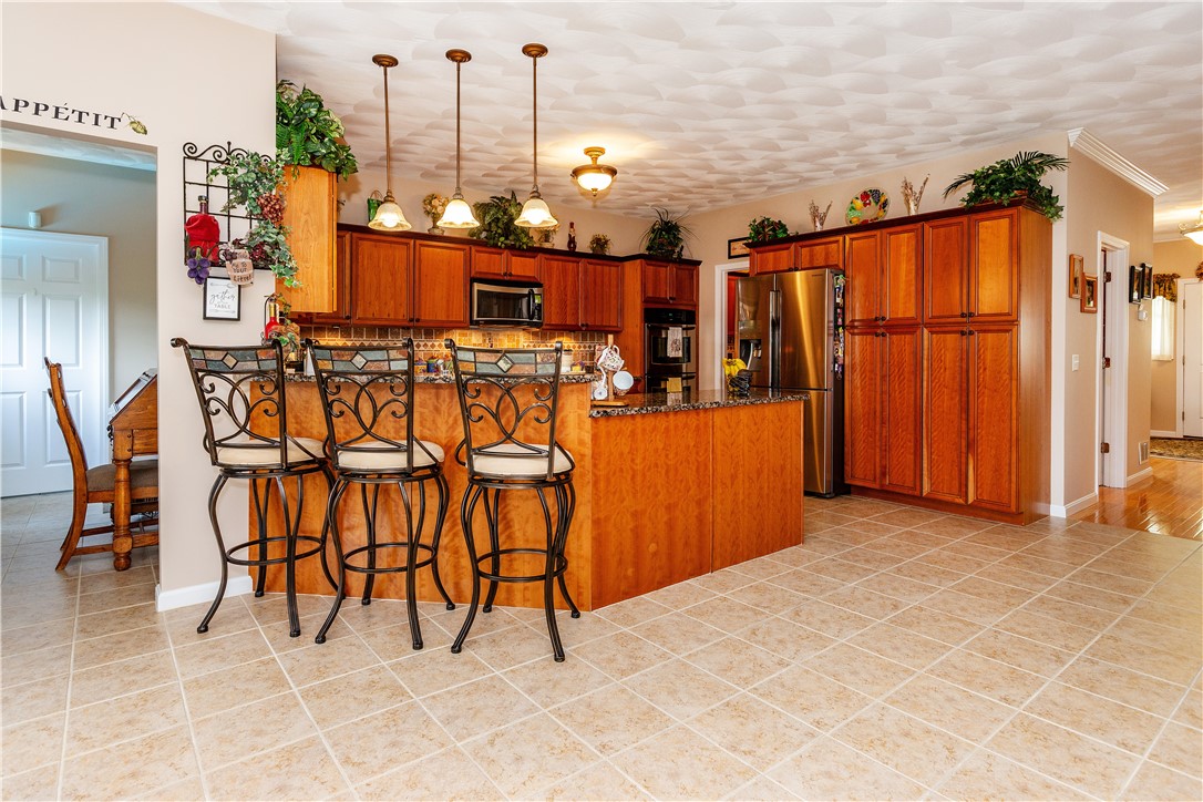 Cranston, Rhode Island 02921, United States, 4 Bedrooms Bedrooms, ,3 BathroomsBathrooms,Residential,Active,190387