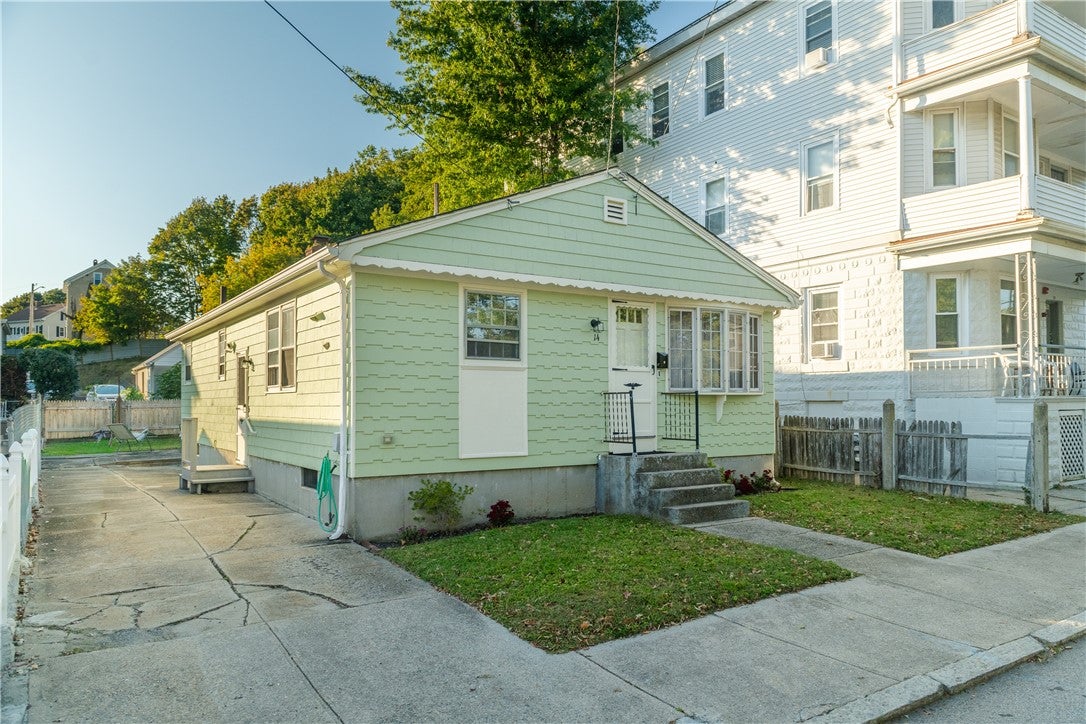 14 Job Street