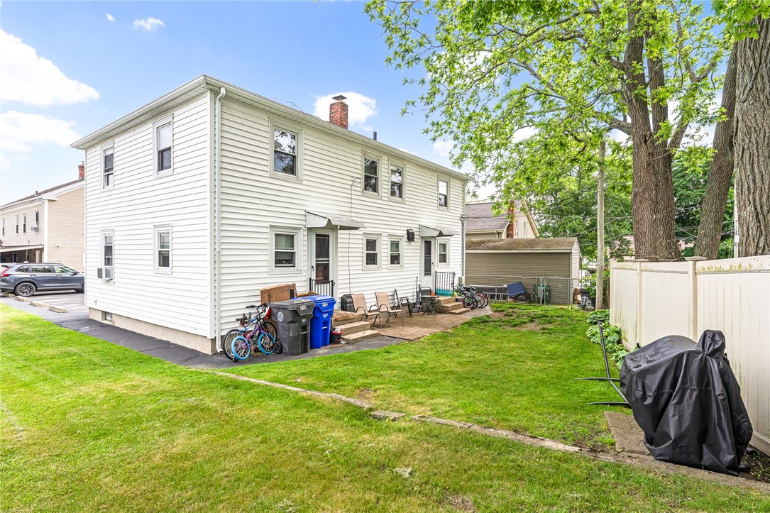 27 Pike Street 21 25