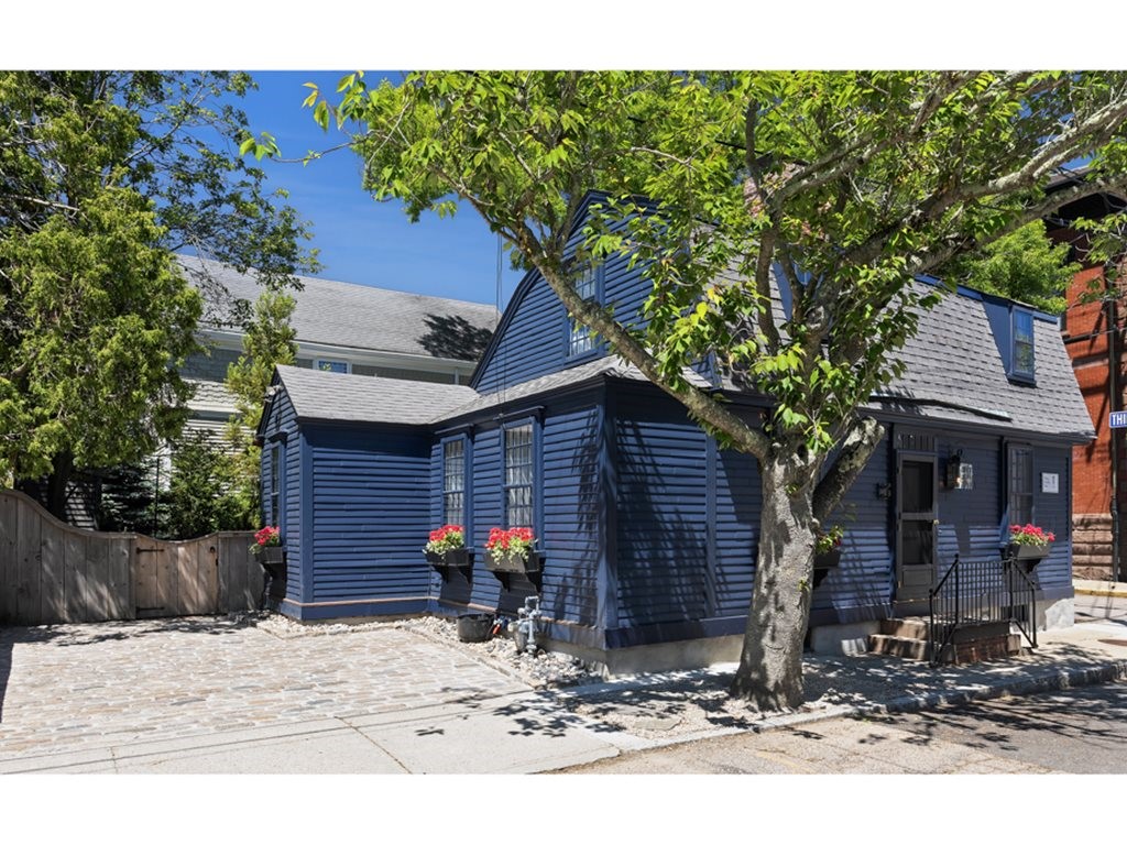 15 Willow Street