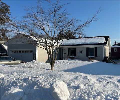 9 Mystic Avenue East Providence RI 02915