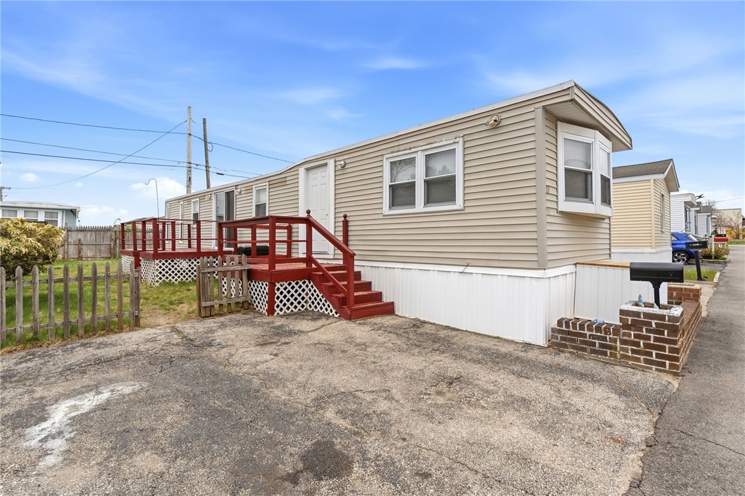 11 East Drive
