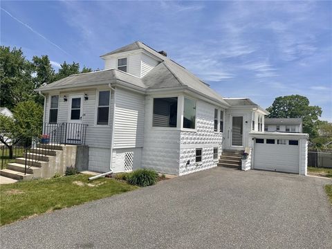 53 Minerva Avenue Cumberland RI 02864