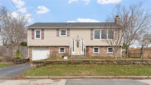 32 Milburn Road East Providence RI 02914
