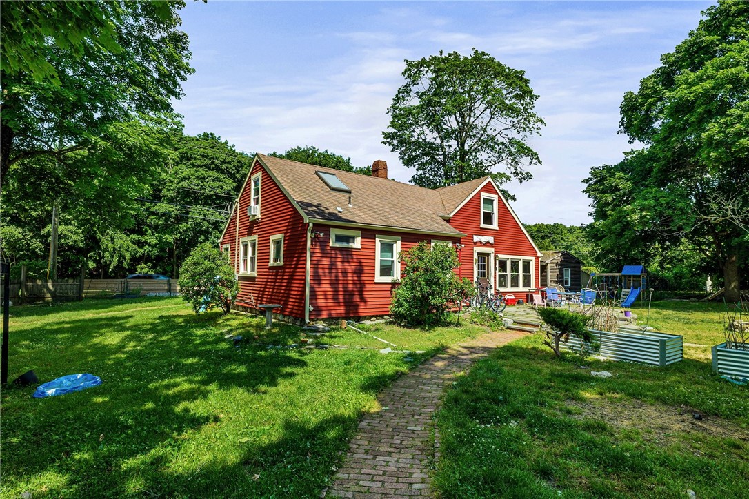 1707 Diamond Hill Road